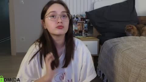 evi_woow online show from January 27, 4:43 pm