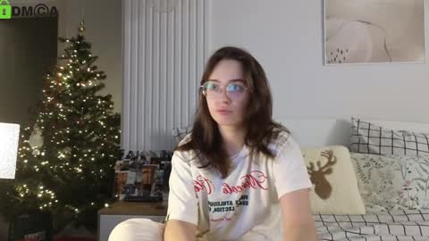 evi_woow online show from January 9, 11:34 pm