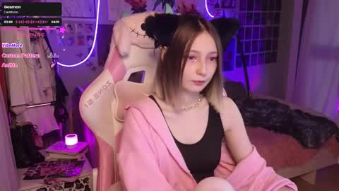 Evie online show from September 30, 1:38 am