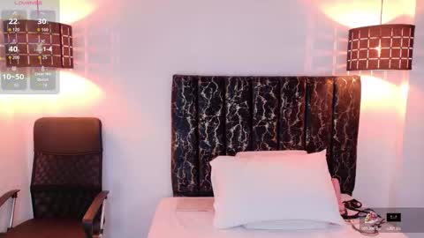 evvaa_moon online show from February 24, 12:41 pm