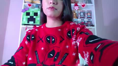 Snapshot of evybubbles_ chatting on February 16, 12:52 am Im Evy online show from February 16, 12:52 am