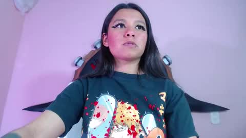 Snapshot of evybubbles_ chatting on September 20, 1:30 am Im Evy online show from September 20, 1:30 am