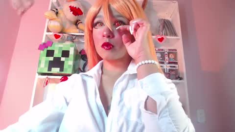 Snapshot of evybubbles_ chatting on February 11, 3:40 pm Im Evy online show from February 11, 3:40 pm
