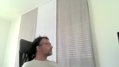 exhibit77 online show from June 1, 8:48 am