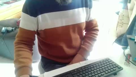 Gio online show from April 2, 11:06 am