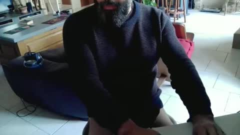 Gio online show from February 23, 5:04 pm