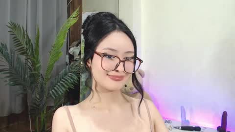 Candy  online show from March 12, 3:51 pm