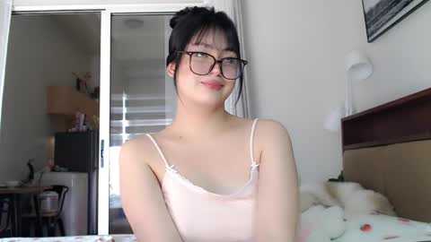 Candy  online show from March 31, 7:09 am