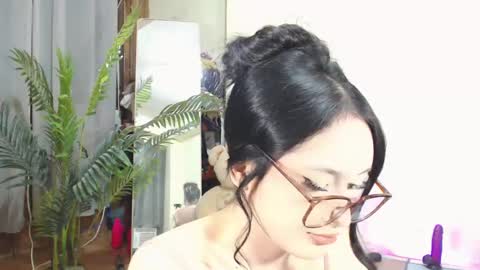 Candy  online show from March 9, 5:06 pm