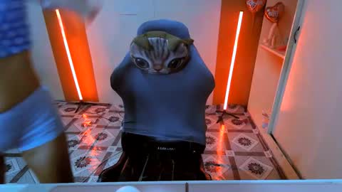 expensive_ruby online show from February 12, 9:13 am