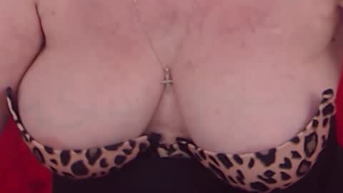 Alana online show from June 6, 10:15 pm