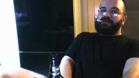 expect online show from December 8, 3:29 am