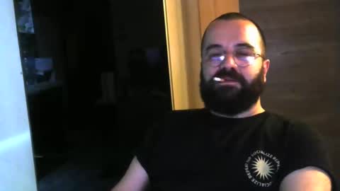 expect online show from January 5, 11:44 pm