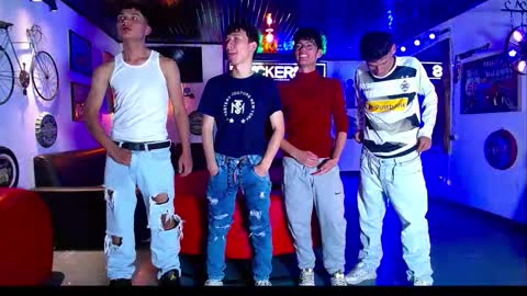 extrangers online show from March 15, 1:47 pm