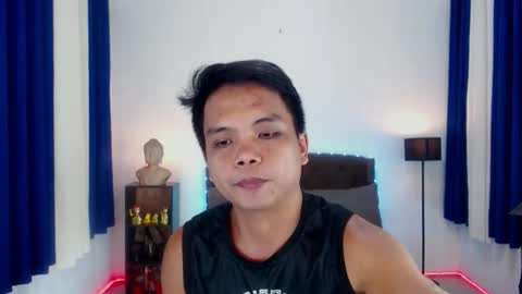 JOHNDAVE online show from October 21, 6:00 pm