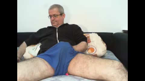 Snapshot of eyes12 chatting on February 16, 10:21 am GEORGE online show from February 16, 10:21 am