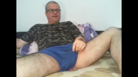 Snapshot of eyes12 chatting on September 15, 11:44 am GEORGE online show from September 15, 11:44 am