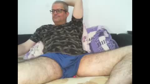 Snapshot of eyes12 chatting on September 17, 11:46 am GEORGE online show from September 17, 11:46 am