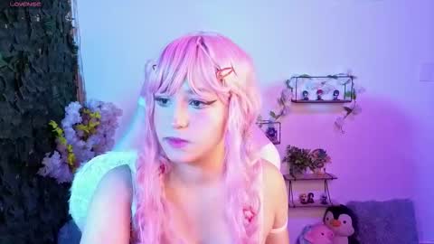 eymmy_24 online show from February 15, 4:04 am