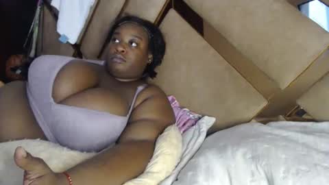 eyshaexotii online show from November 29, 7:43 pm