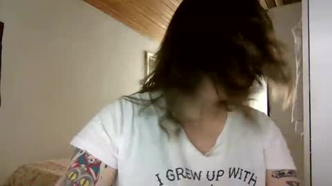 Aimee online show from January 17, 8:11 pm