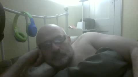 f1zzeek online show from March 9, 2:05 am