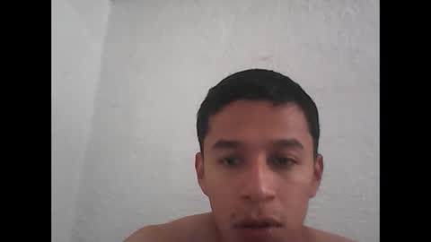 R online show from March 22, 4:22 pm