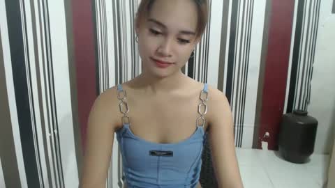 fabulous_cristy24 online show from March 12, 11:33 pm