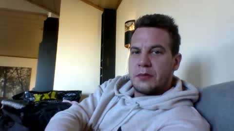 Dennis online show from February 10, 9:04 am