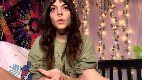 Faerie 3 online show from September 24, 11:44 pm