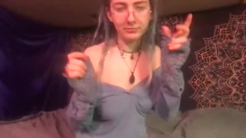 Fae online show from March 5, 9:48 pm