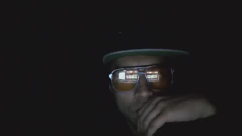 failthetest22 online show from January 18, 9:29 am