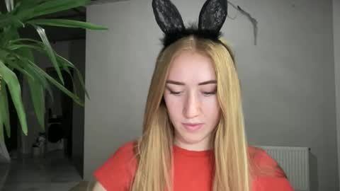 fairy_face online show from September 22, 7:51 pm