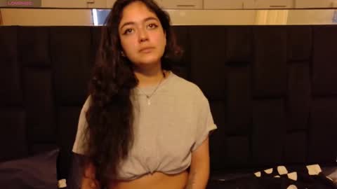 Marie online show from November 3, 3:35 pm