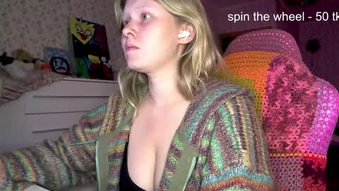 Arisha online show from September 25, 7:54 pm