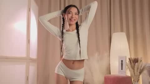 My name is Milisa  online show from March 16, 10:08 am