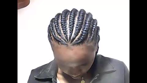 falielyse online show from October 6, 7:59 am