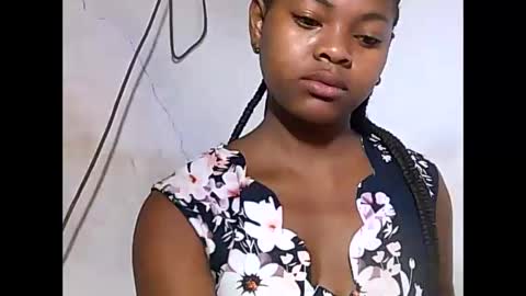 falielyse online show from October 1, 5:39 am