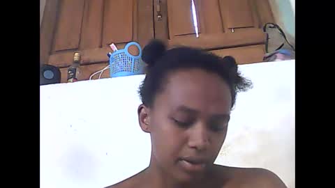 falielyse online show from October 25, 10:25 am