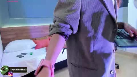 Megan    630  1330 -5 online show from October 29, 12:51 pm