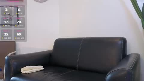 Miya online show from October 29, 2:02 am