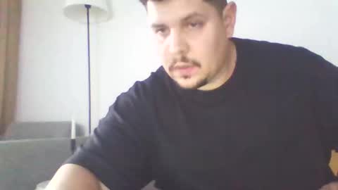 YoungChris online show from June 3, 1:47 pm