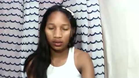 Snapshot of faniriah27 chatting on September 17, 7:06 pm faniriah27 online show from September 17, 7:06 pm