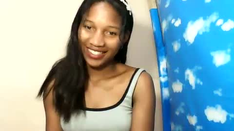 Snapshot of faniriah27 chatting on September 16, 6:55 pm faniriah27 online show from September 16, 6:55 pm