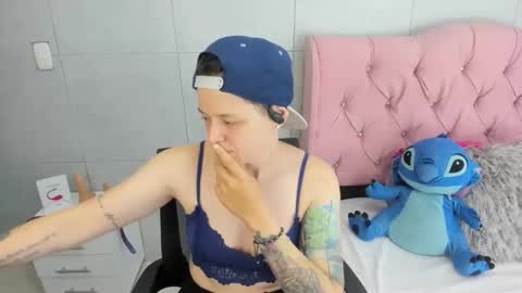 FANNY online show from December 4, 2:33 am