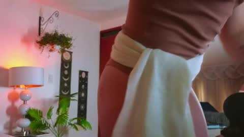 Farah online show from December 17, 12:23 pm