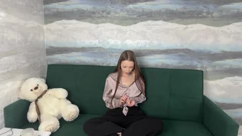 Anna Scovich online show from October 17, 12:53 pm