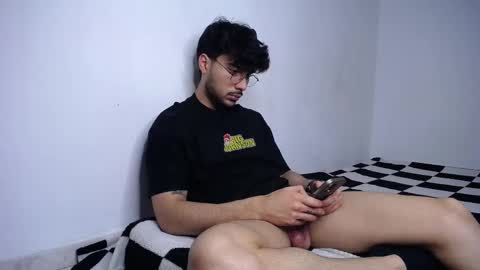 farid_24 online show from September 15, 10:22 pm