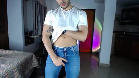 farid_24 online show from March 12, 12:36 am