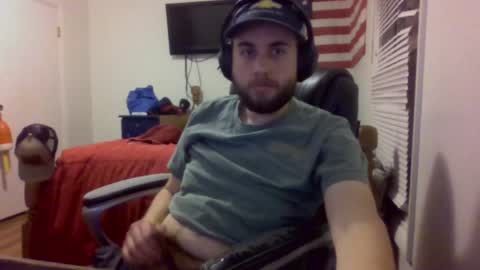 farmboy2398 online show from December 26, 3:38 am